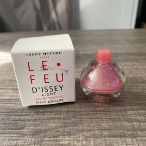 VTG Issey Miyake Le Feu D' Issey Light Perfume 0.16 oz 5ml MINI RARE Pink Bottle